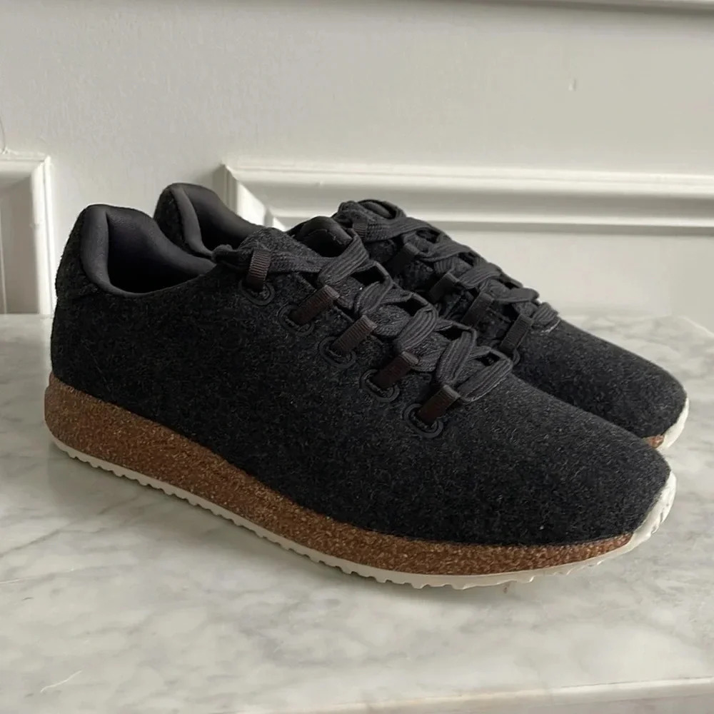 Madden Girl sneakers new in box
